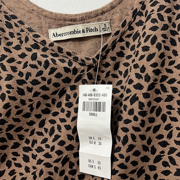 Cheetah print tank top with top straps. New with tags Abercrombie size small - Picture 3 of 3